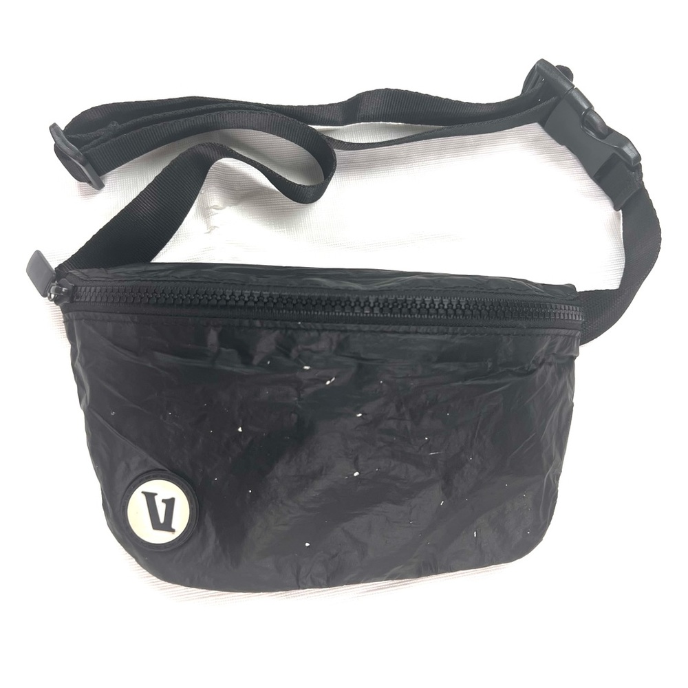 Vuori Aloha Collection Mini Hip Pack Belt Bag Fanny Pack Black